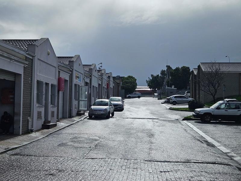 To Let commercial Property for Rent in Parow Western Cape